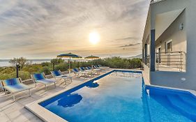 Intimate Secluded Luxury Villa Cambello, Gorgeous Sea View In Croatia